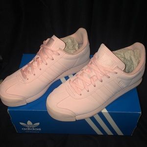LIKE NEW adidas SAMOA (Ice pink) size 7 1/2